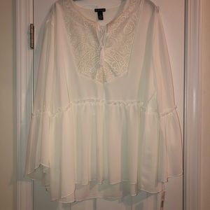 Beautiful white/ off white boho style top!